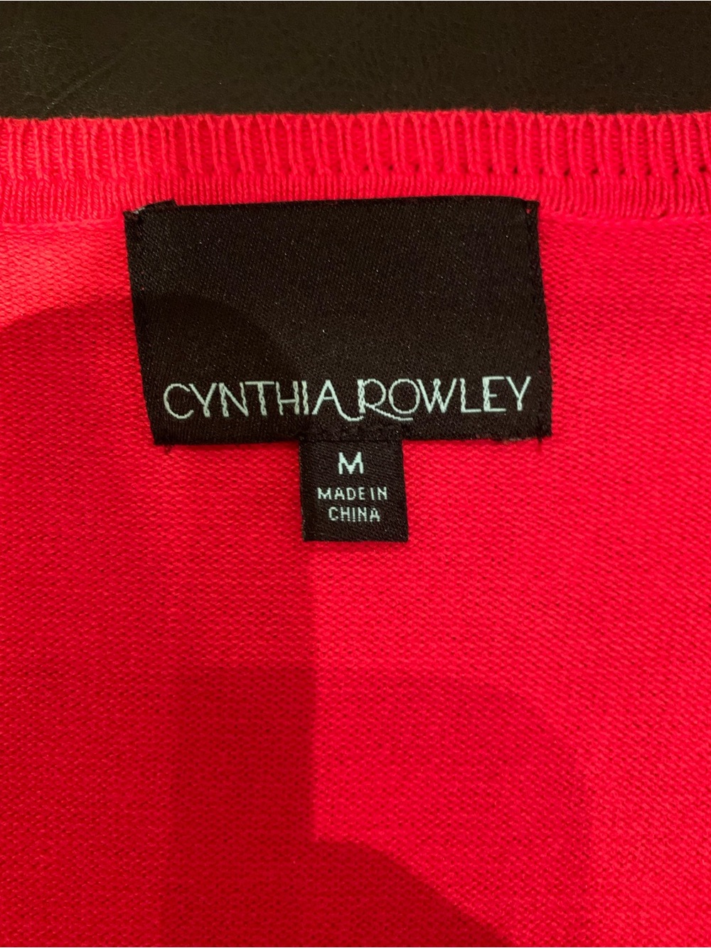 ❤️CYNTHIA ROWLEY❤️NWT! LONG SLEEVE, V-NECK, CARDIGAN. EXCELLENT CONDITION! - Picture 4 of 8